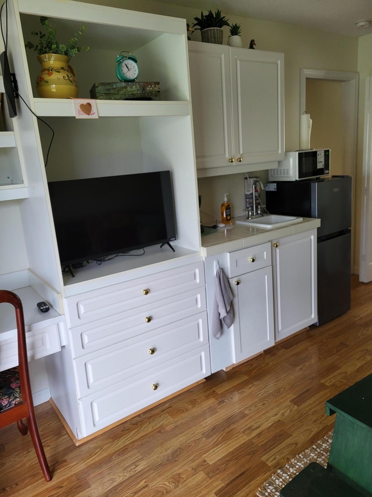 1825 Se Bowie Street - Photo 1