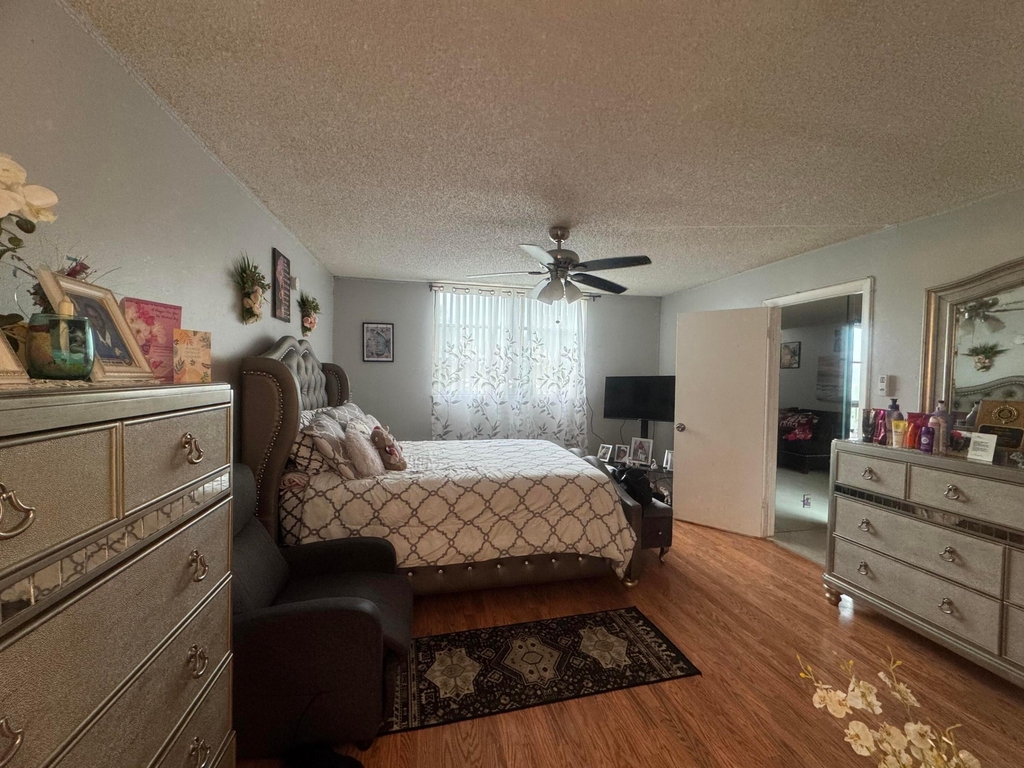 6575 W Oakland Park Boulevard - Photo 17