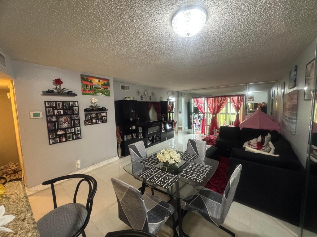 6575 W Oakland Park Boulevard - Photo 7