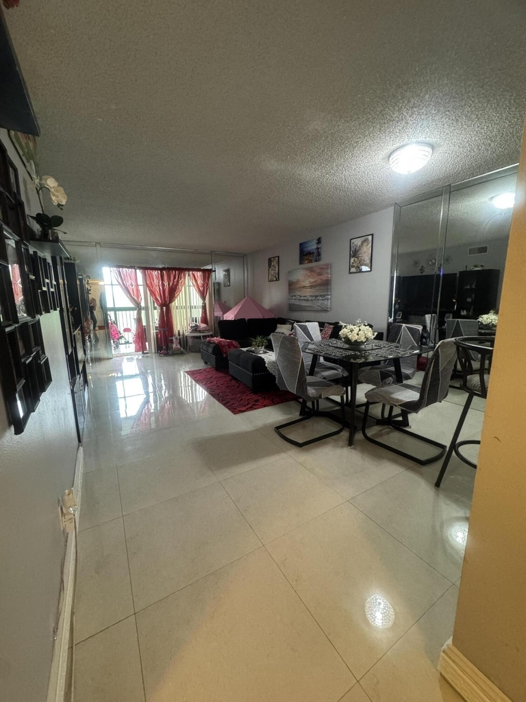 6575 W Oakland Park Boulevard - Photo 8