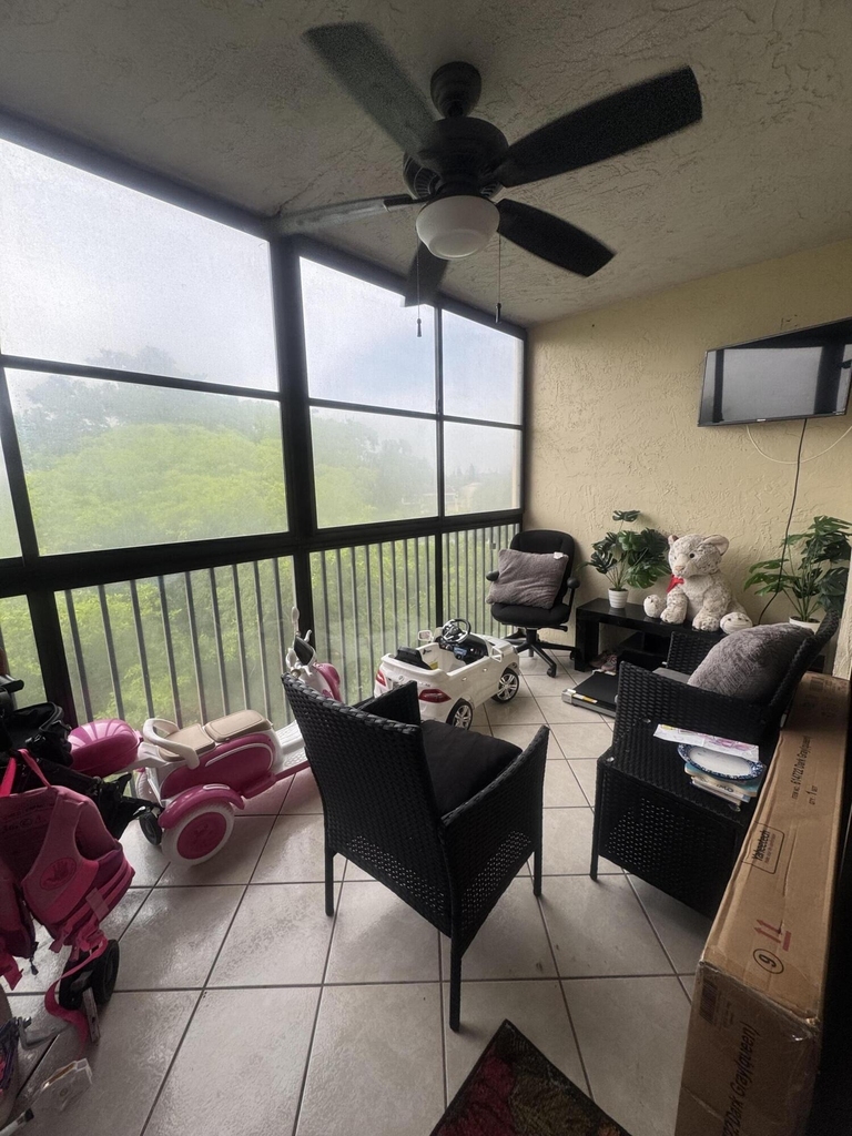 6575 W Oakland Park Boulevard - Photo 26