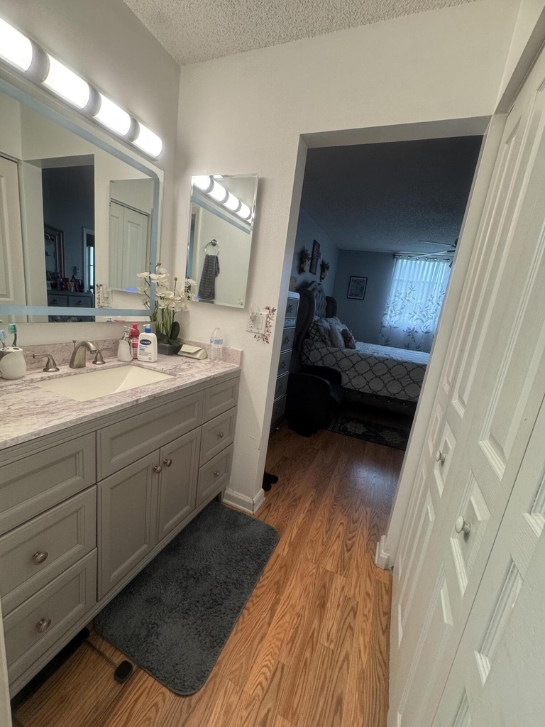 6575 W Oakland Park Boulevard - Photo 20