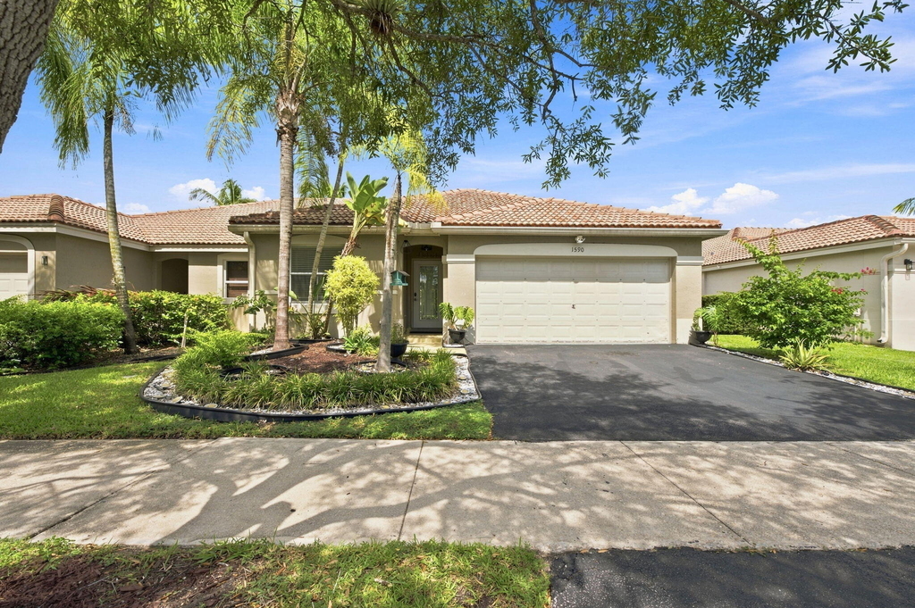 1590 Orion Lane - Photo 0