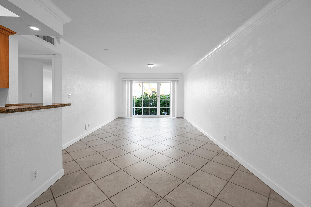 1515 E Broward Boulevard - Photo 8