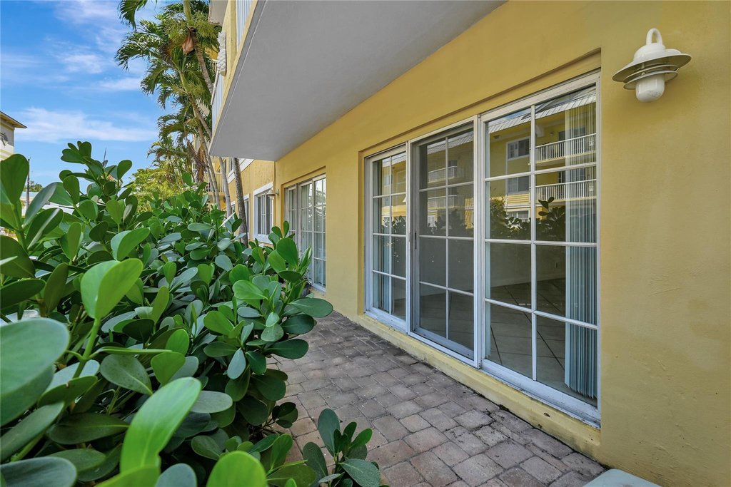 1515 E Broward Boulevard - Photo 33