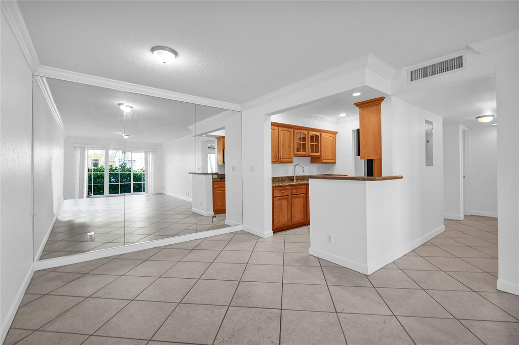 1515 E Broward Boulevard - Photo 13