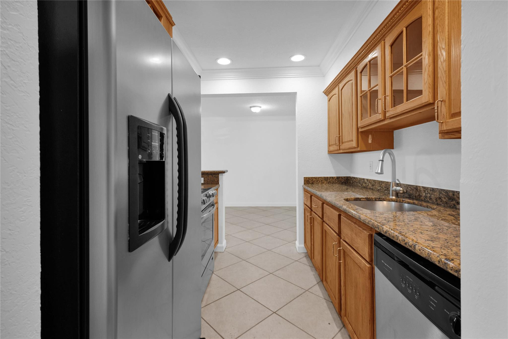 1515 E Broward Boulevard - Photo 20