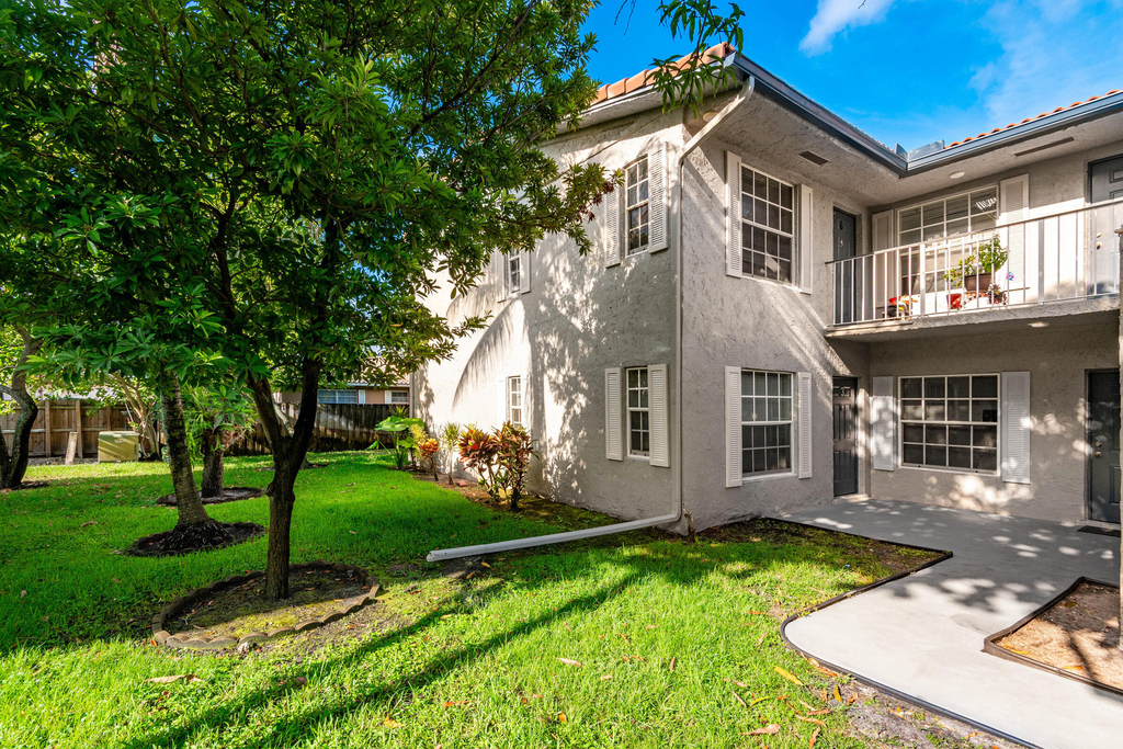 8830 W Sample Road - Photo 2