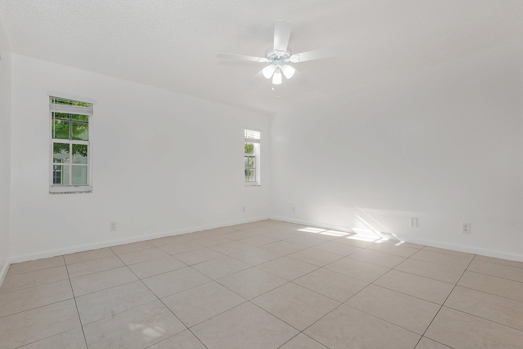 8830 W Sample Road - Photo 15