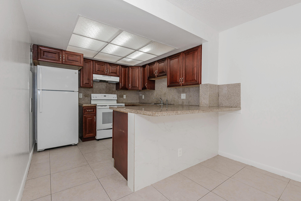 8830 W Sample Road - Photo 8