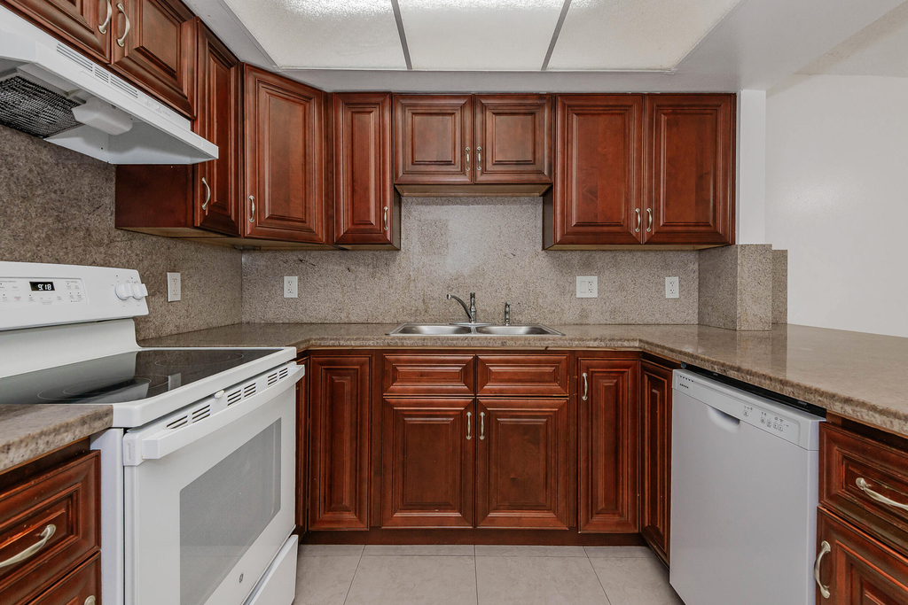 8830 W Sample Road - Photo 9