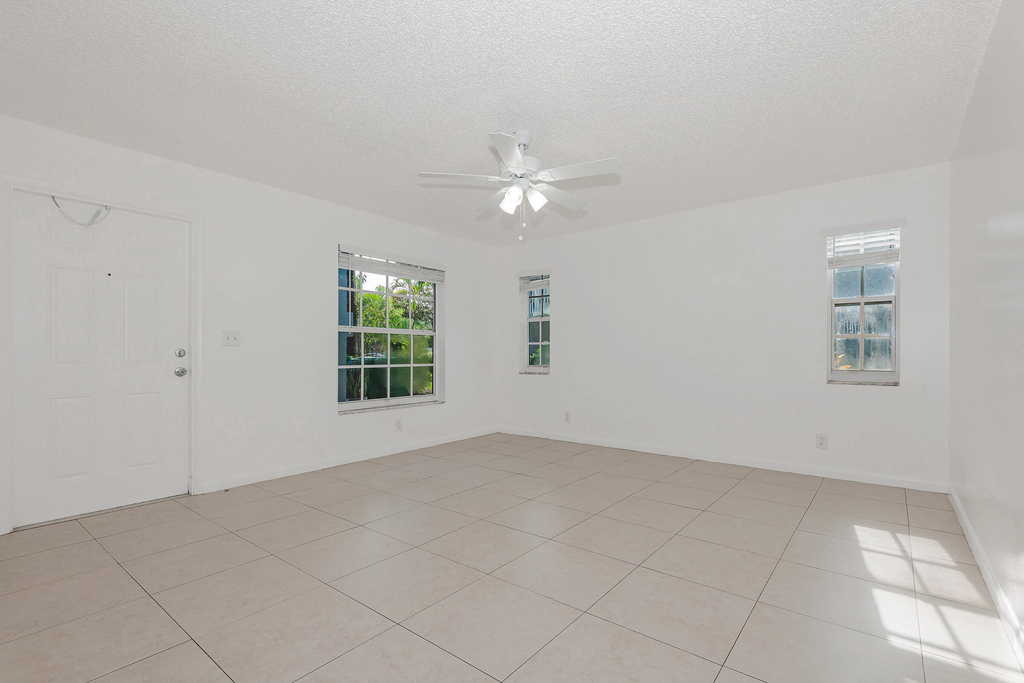 8830 W Sample Road - Photo 14