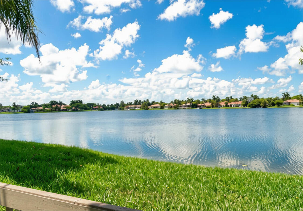 11685 W Atlantic Boulevard - Photo 36