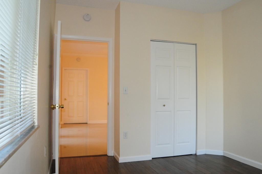 11685 W Atlantic Boulevard - Photo 11