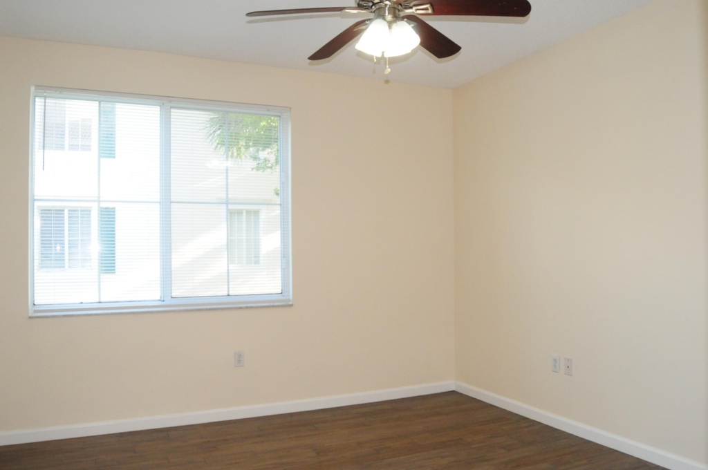 11685 W Atlantic Boulevard - Photo 2