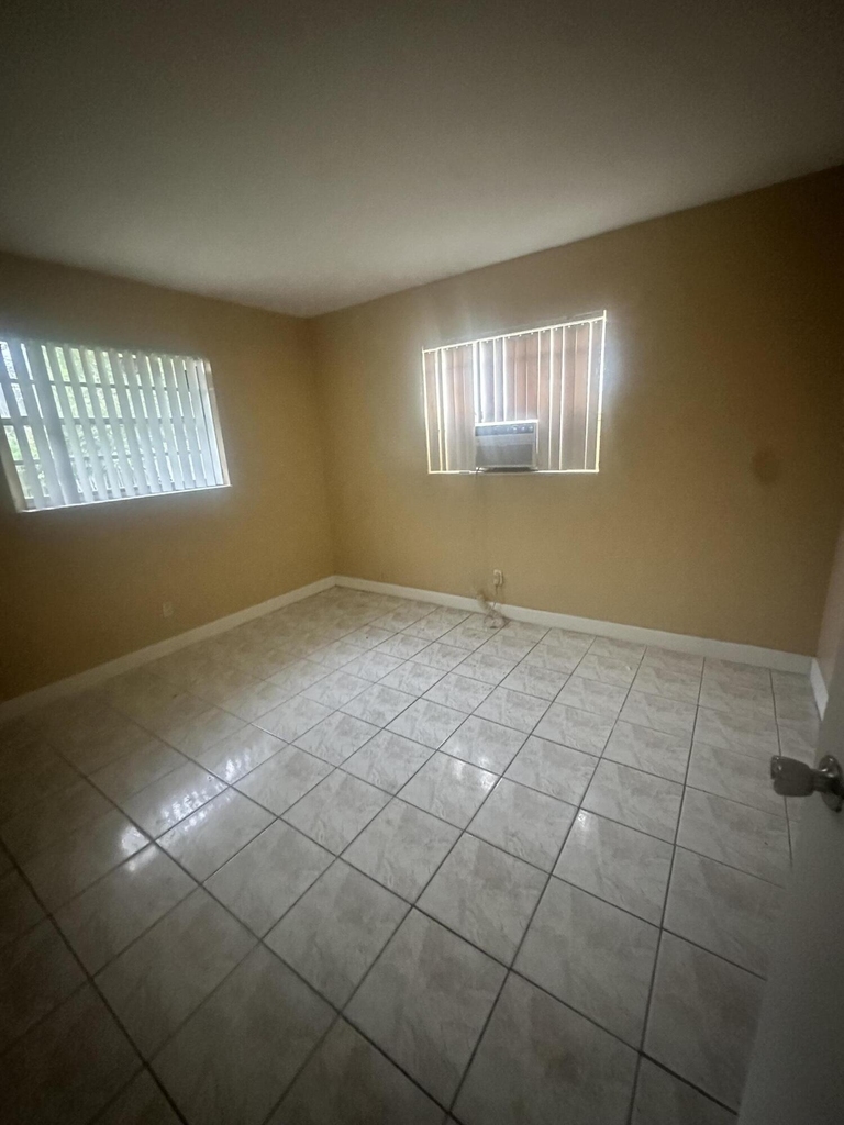 5644 Nw 14th Court - Photo 6