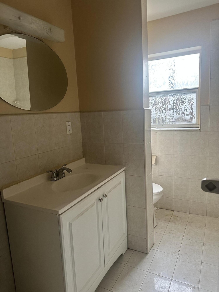 5644 Nw 14th Court - Photo 10
