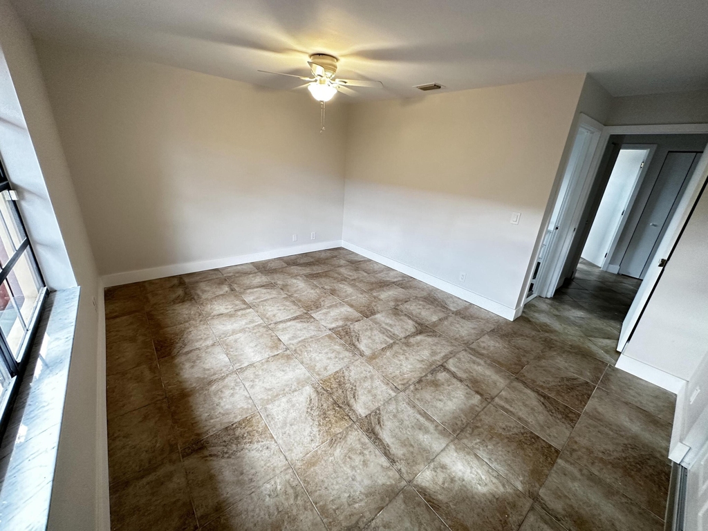 4326 Woodstock Drive - Photo 14