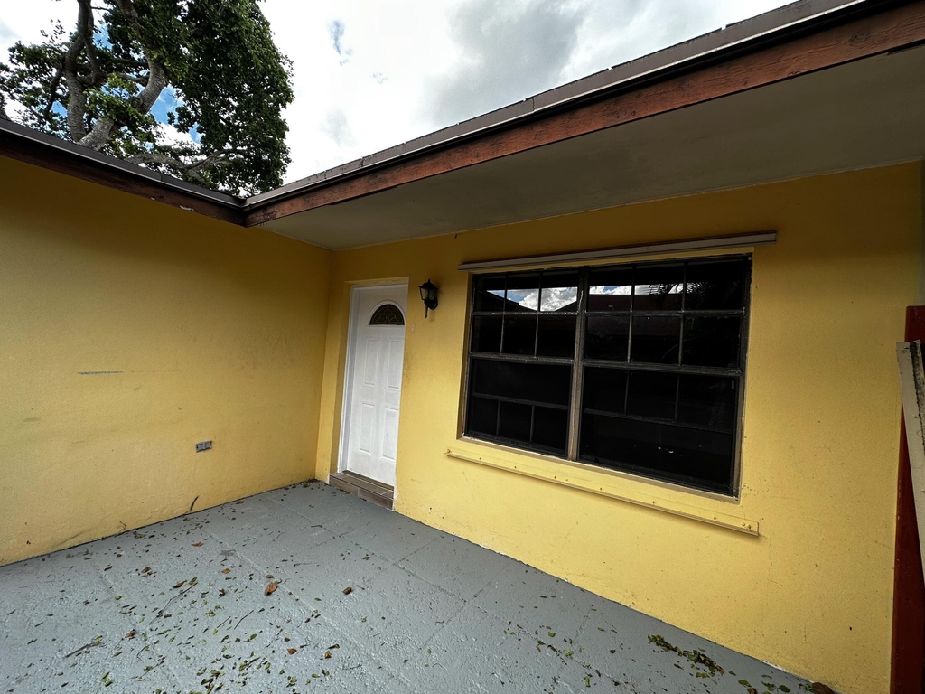 4326 Woodstock Drive - Photo 9