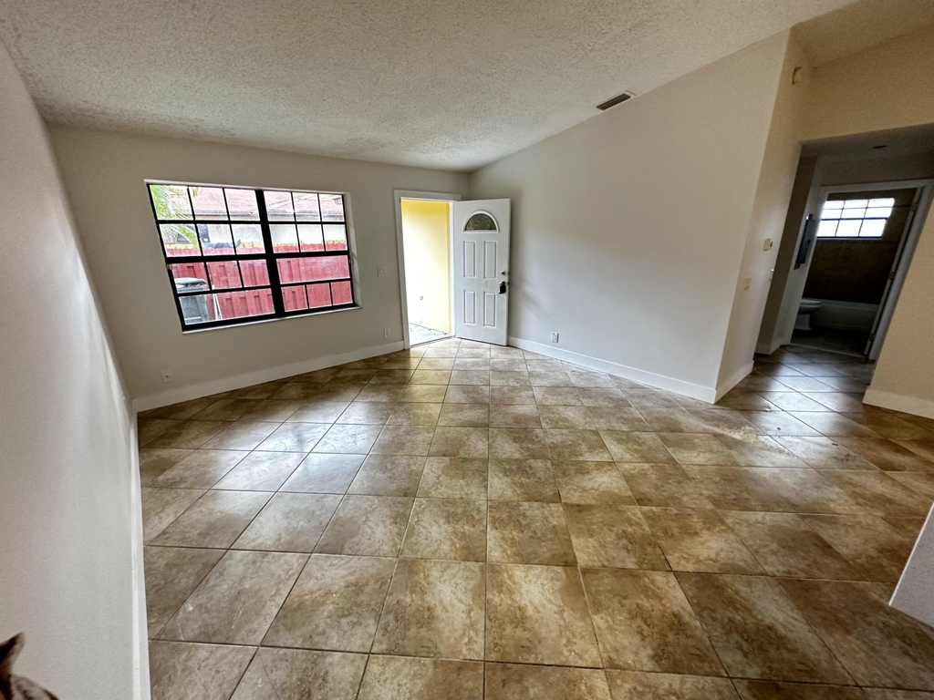 4326 Woodstock Drive - Photo 34