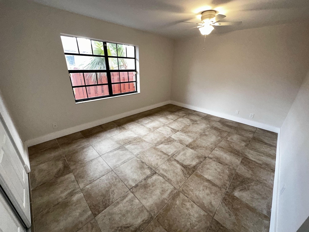 4326 Woodstock Drive - Photo 12