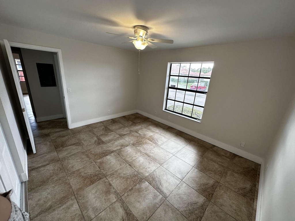 4326 Woodstock Drive - Photo 25