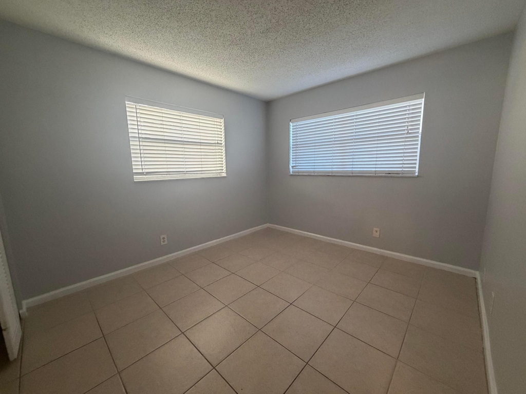 9915 Sandalfoot Boulevard - Photo 24