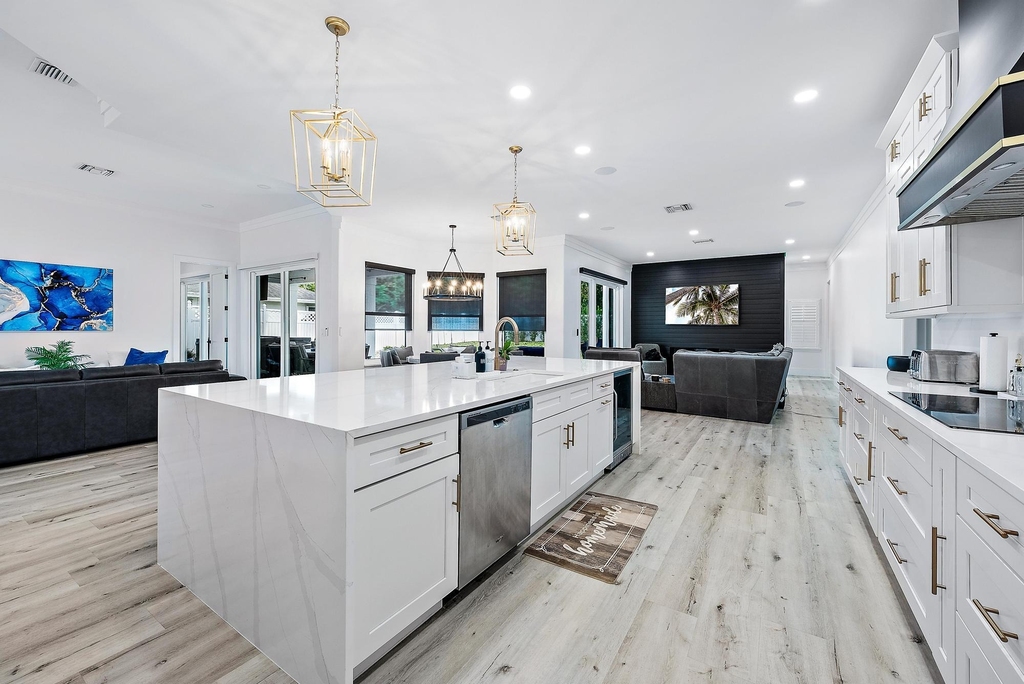596 N Cypress Drive - Photo 11