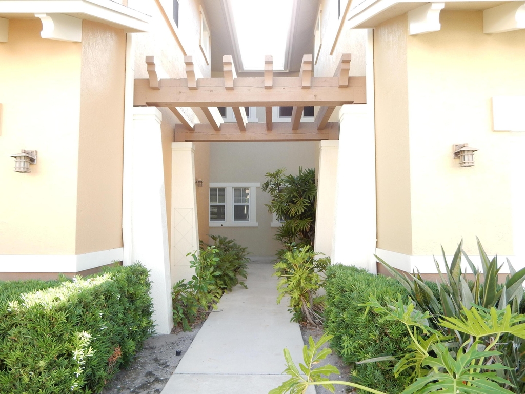 669 Pacific Grove Drive - Photo 2