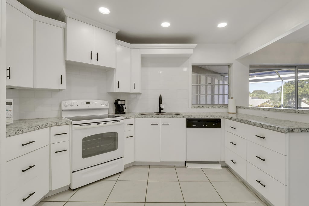 7 Greenway Village N - Photo 7