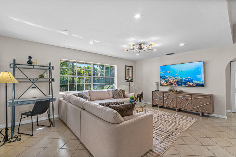 1840 Hollyhock Road - Photo 15