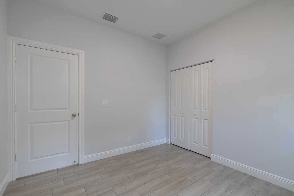 2240 84th Court - Photo 11