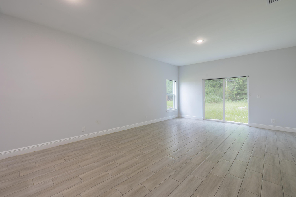 2240 84th Court - Photo 6