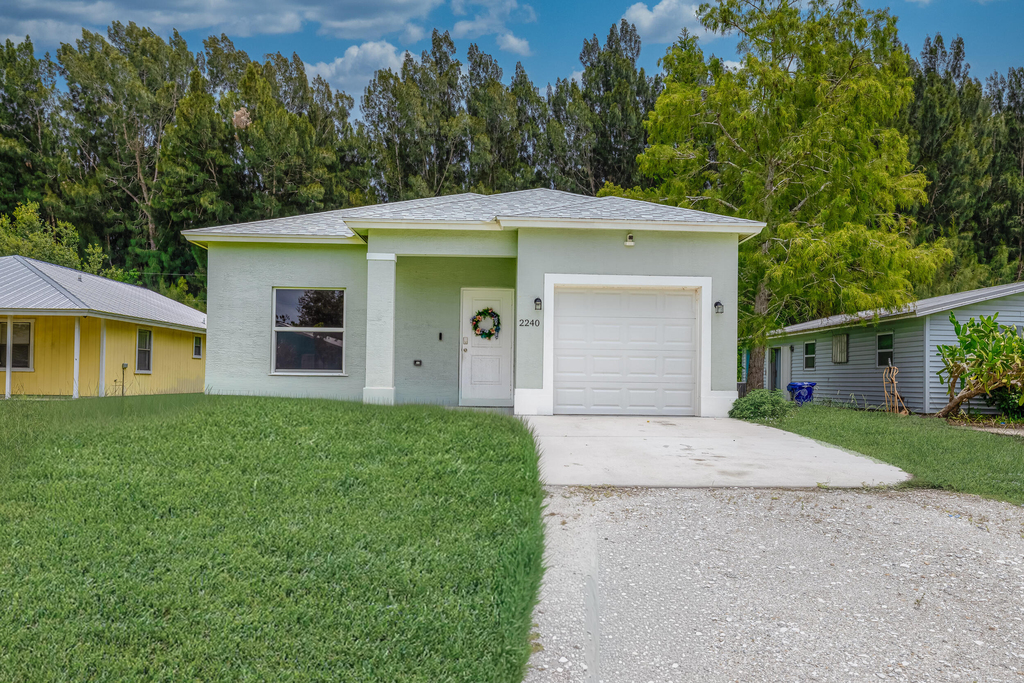 2240 84th Court - Photo 0