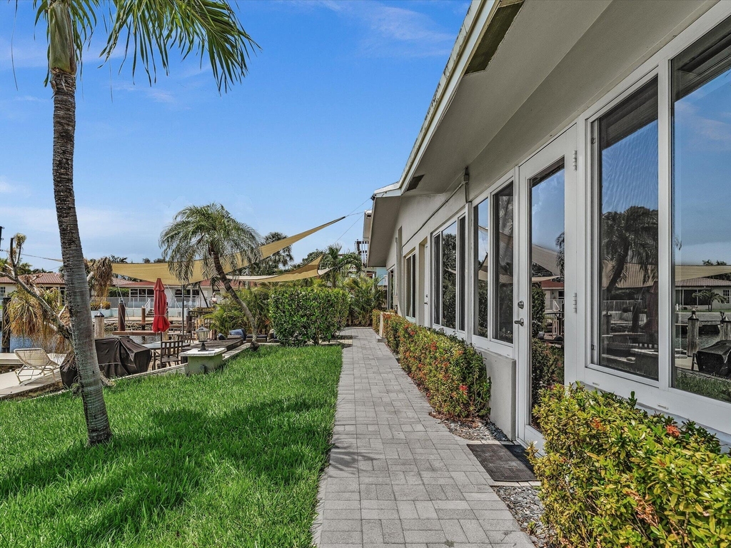 461 Se 19th Avenue - Photo 4