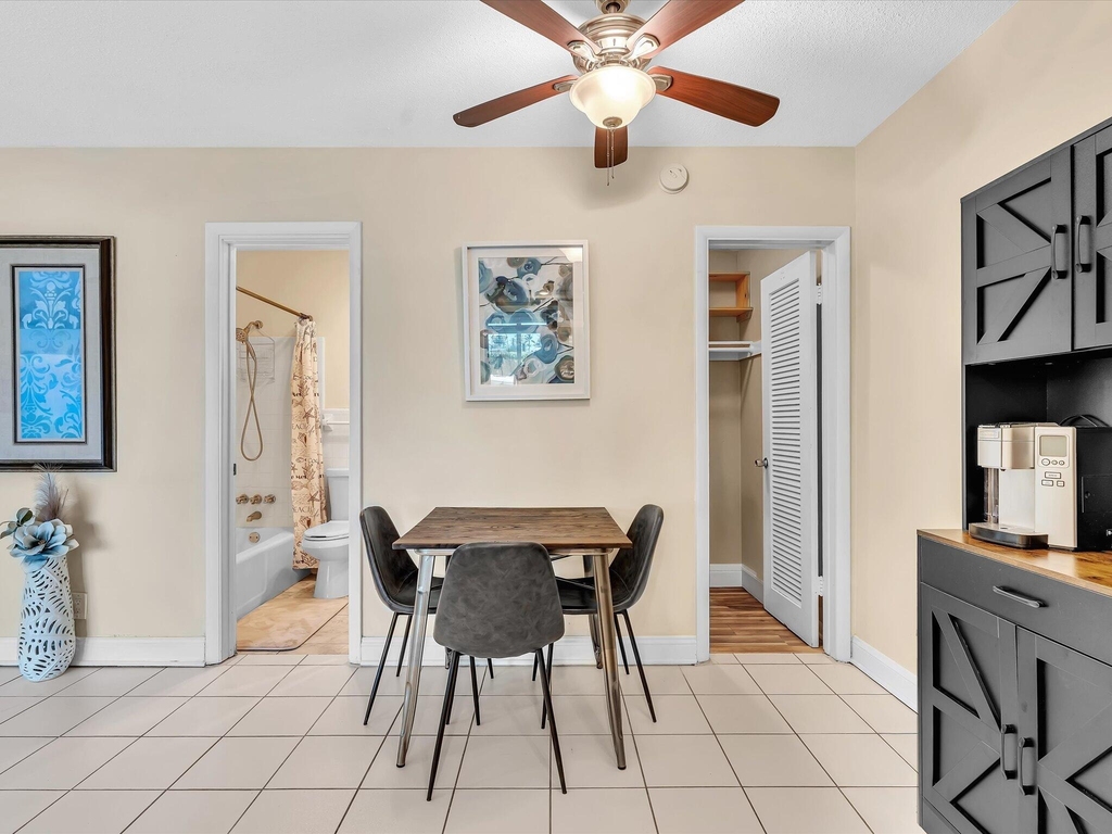 461 Se 19th Avenue - Photo 18