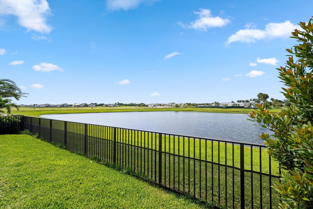 15664 Merritt Drive - Photo 54