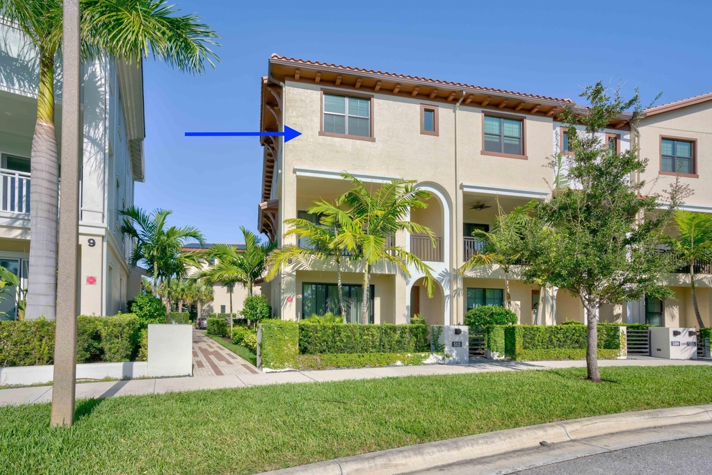 5113 Beckman Terrace - Photo 0