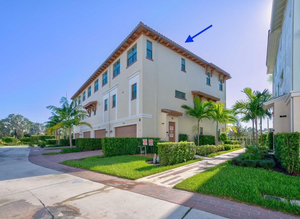 5113 Beckman Terrace - Photo 1
