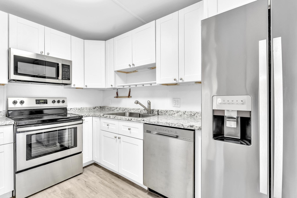 3319 Spanish Wells Drive - Photo 5