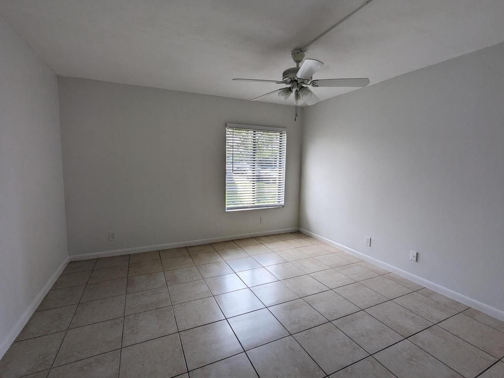 711 Sunny Pine Way - Photo 24