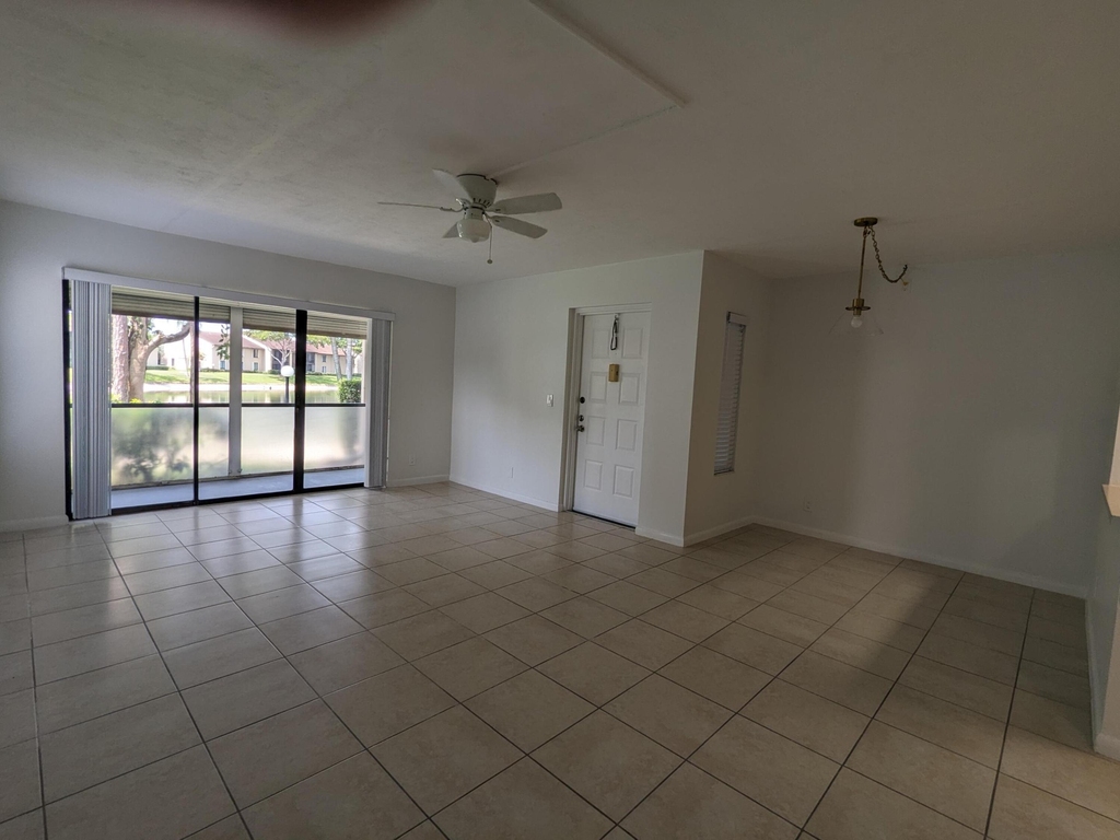 711 Sunny Pine Way - Photo 4