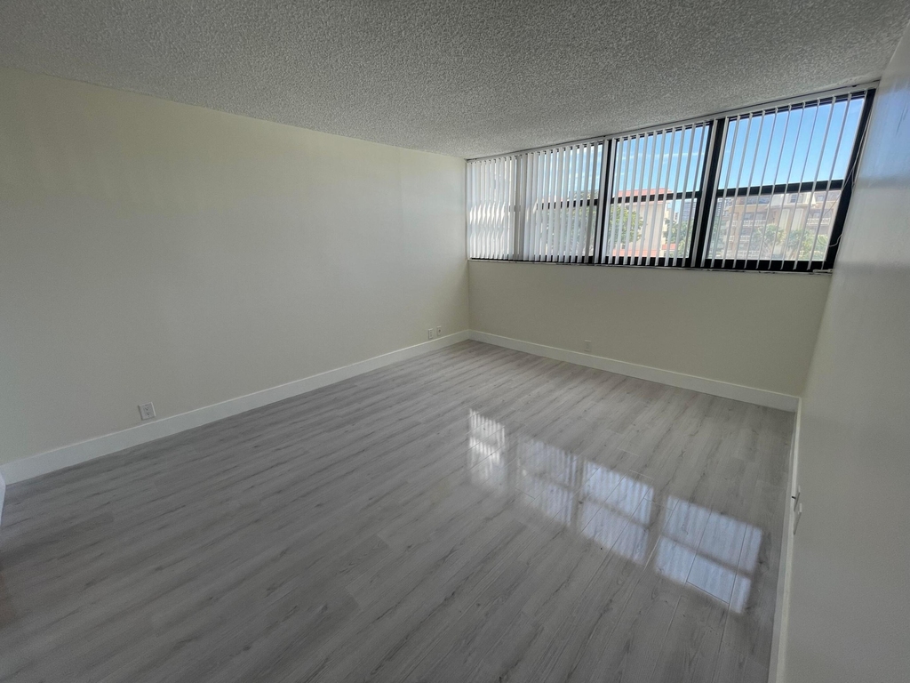 336 Golfview Road - Photo 12