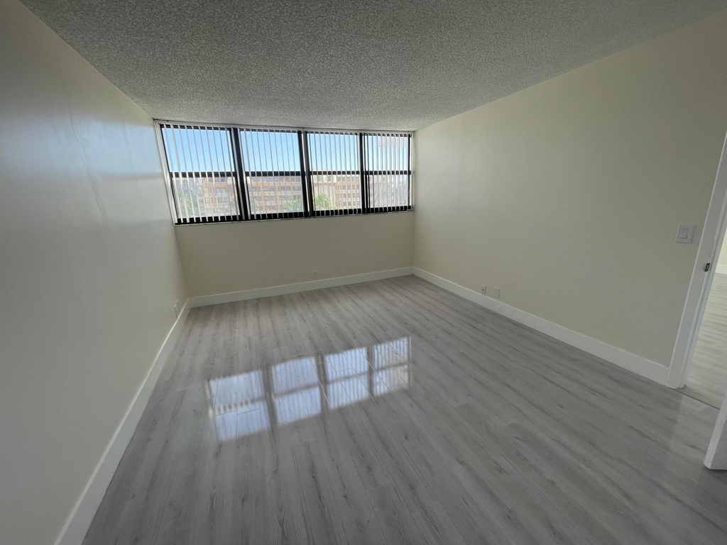 336 Golfview Road - Photo 15