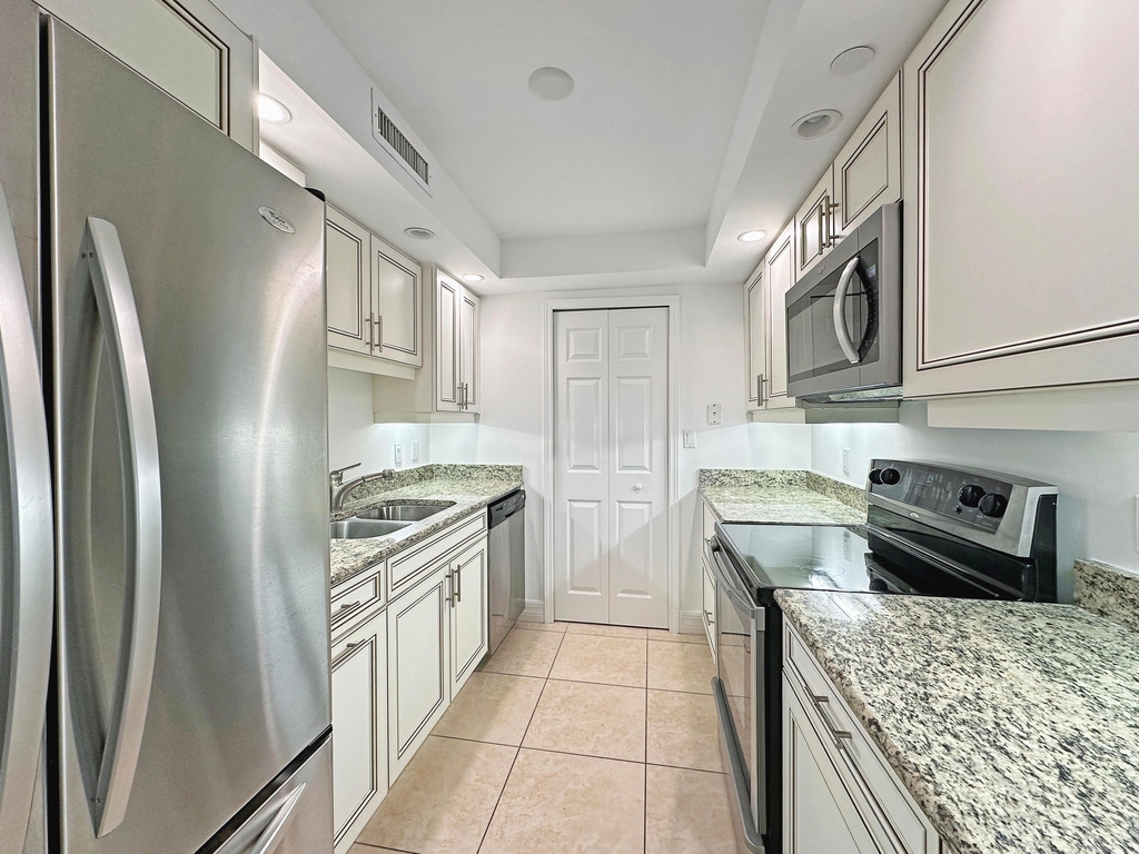 3000 N Ocean Drive - Photo 3