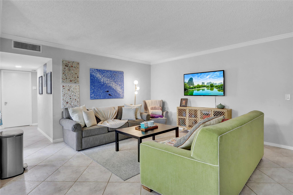 665 Enfield Street - Photo 2