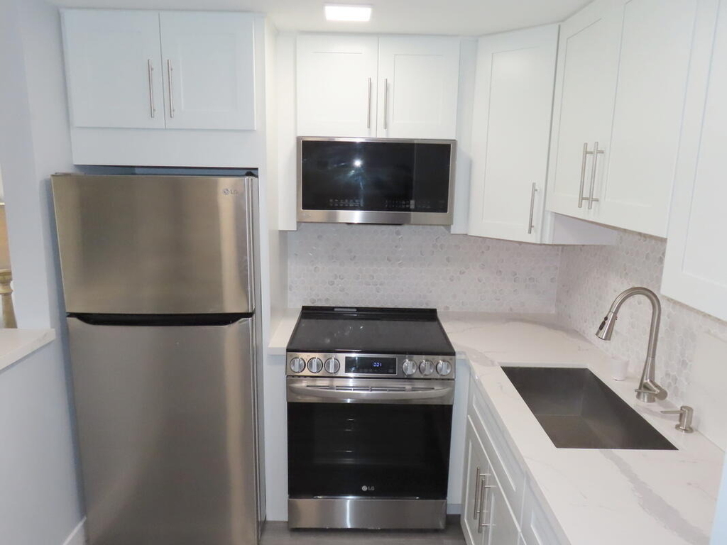 101 Hastings G - Photo 4
