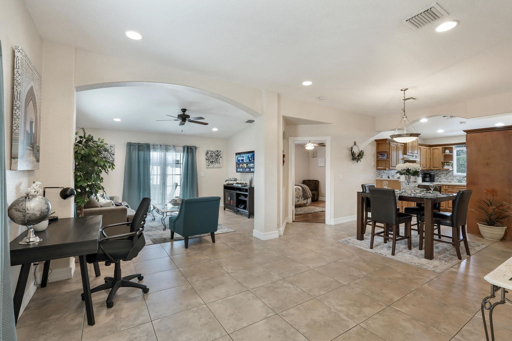3021 Nw 21st Court - Photo 5
