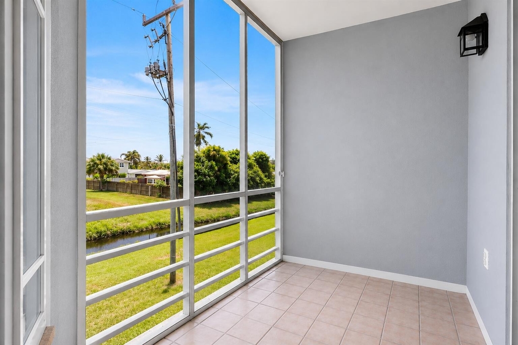 10000 Meridian Way N - Photo 11