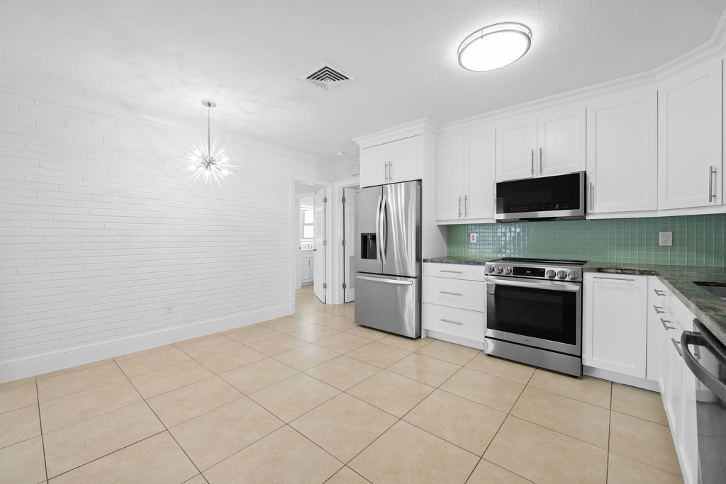 580 Se 5th Street - Photo 19